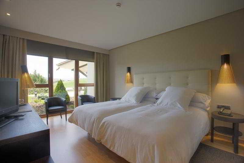 Hotel & Spa El Mirador De Ulzama أوريثولا غالئين الغرفة الصورة